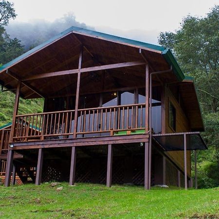 Entre Arboles Lodge Сан Херардо де Дота Екстериор снимка