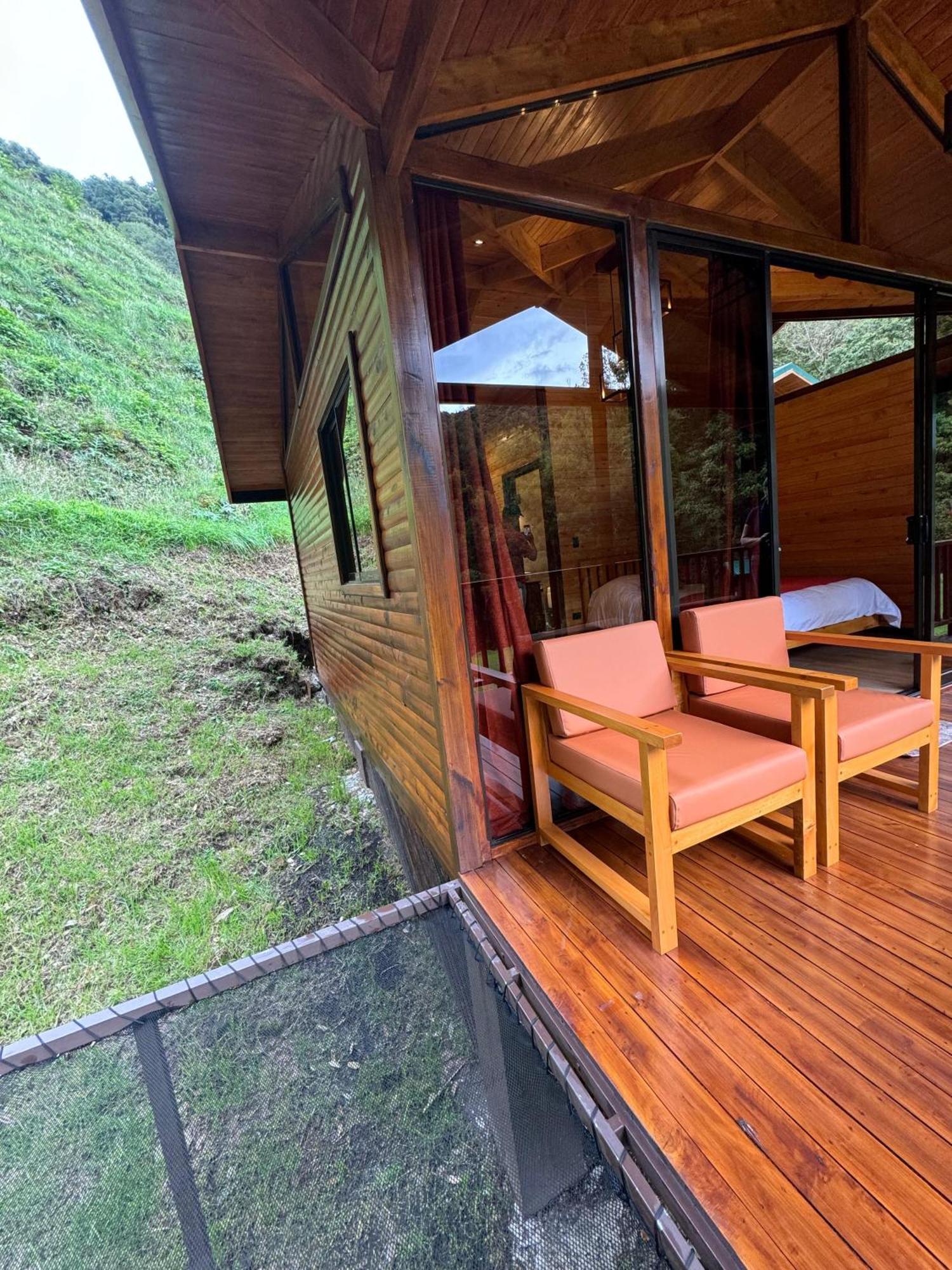 Entre Arboles Lodge Сан Херардо де Дота Екстериор снимка